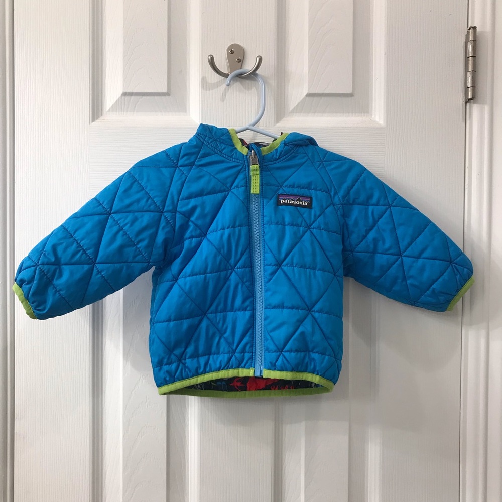 Patagonia Baby Reversible Puff-Ball jacket